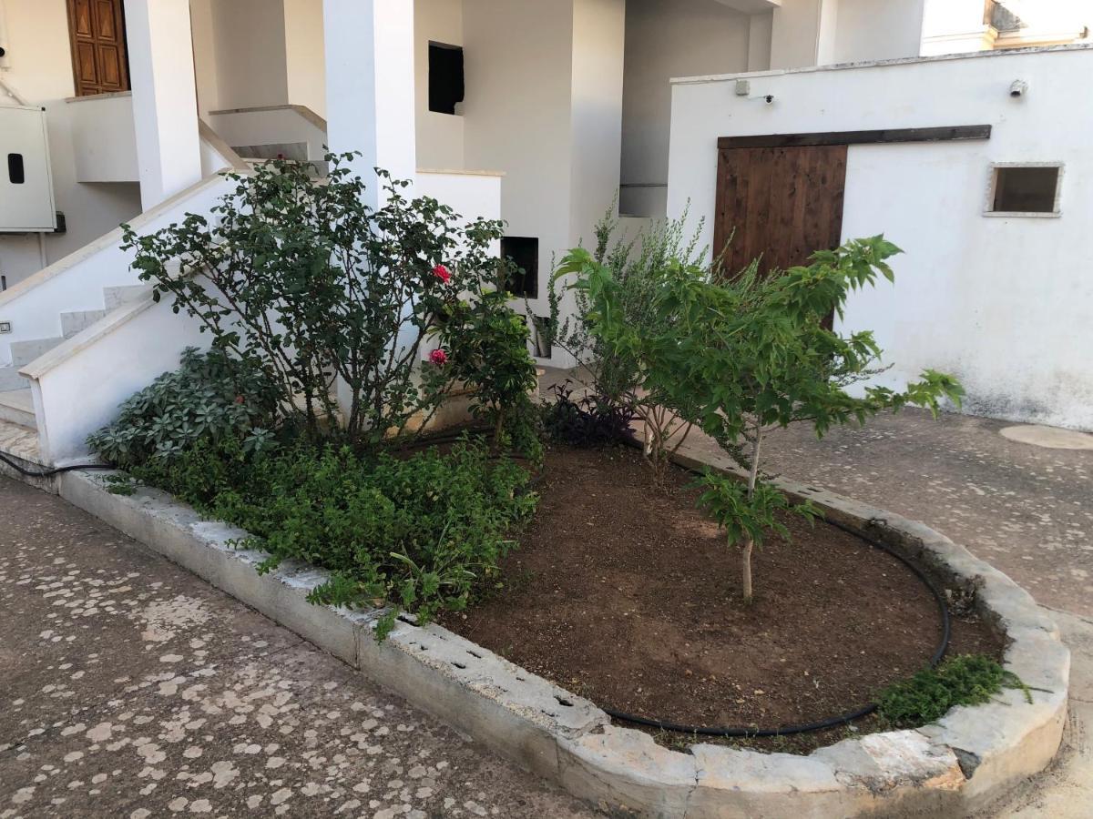 A Casa Di Nonna Vituccia, Nel Cuore Del Salento! Neviano Exterior foto